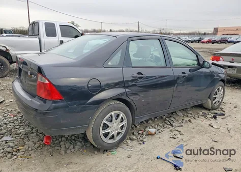 2005 Ford Focus Zx4 z USA, uszkodzony, nr VIN 1FAFP34N45W189064
